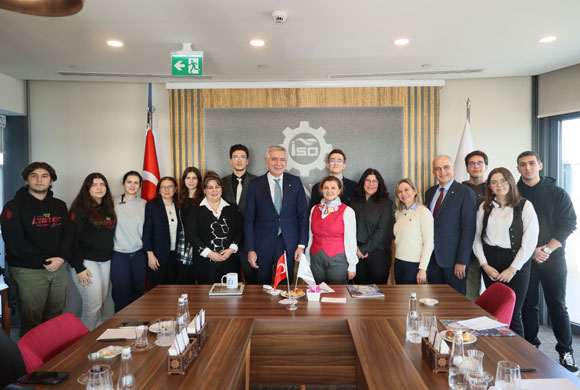 İSO Başkanı Erdal Bahçıvan, Mezunu Olduğu Alman Lisesi Öğretmen ve Öğrencileri Tarafından Ziyaret Edildi